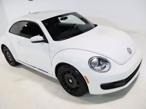 Used 2012 Volkswagen Beetle 2.5 FWD image 58