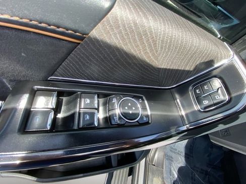 Used 2021 Ford F150 Platinum image 17