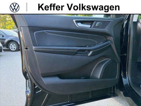Used 2018 Ford Edge Titanium AWD/4WD image 14