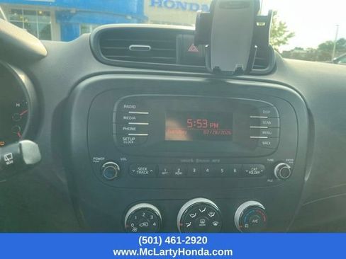 Used 2015 Kia Soul + FWD image 12