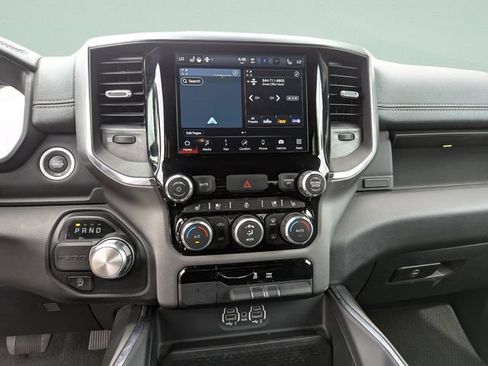 Certified 2024 RAM 1500 Laramie RWD image 29