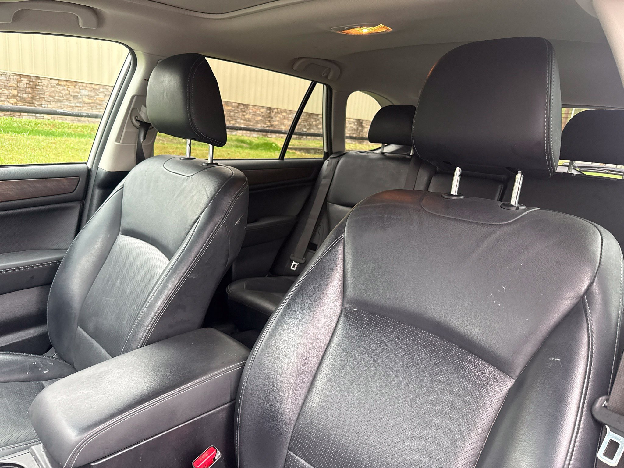 Used 2017 Subaru Outback 2.5i Limited AWD/4WD image 11
