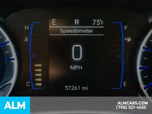 Used 2023 Chrysler Voyager LX FWD image 18
