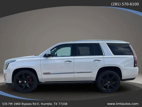 Used 2018 Cadillac Escalade Premium Luxury RWD image 4