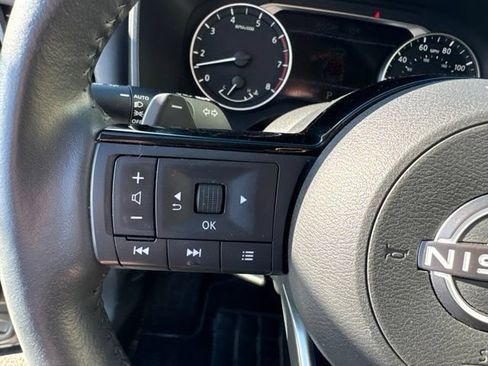 Used 2023 Nissan Rogue SV w/ SV Premium B Package AWD/4WD image 27