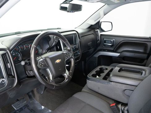 Used 2018 Chevrolet Silverado 1500 LT w/ Trailering Package AWD/4WD image 9