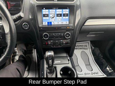 Used 2018 Ford Explorer XLT w/ Equipment Group 202A image 20