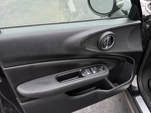 Used 2016 MINI Cooper Clubman FWD image 20