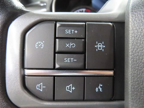 Used 2022 Ford F150 XLT w/ Equipment Group 302A High AWD/4WD image 39