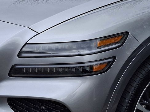 Used 2025 Genesis GV80 3.5T e-SC AWD/4WD image 4