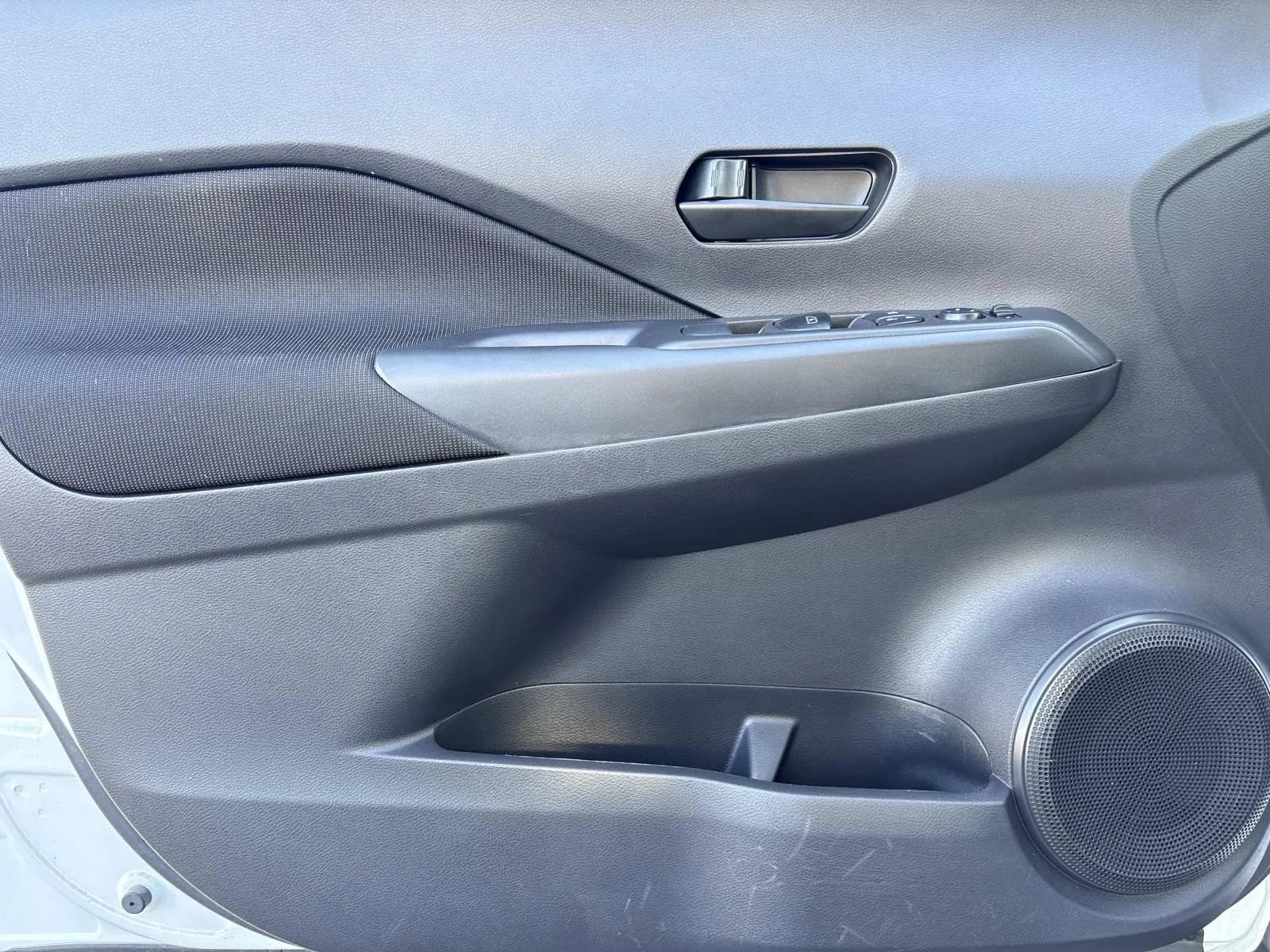 Used 2024 Nissan Kicks S FWD image 25