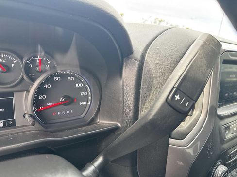 Used 2020 Chevrolet Silverado 1500 Custom w/ Custom Value Package image 28