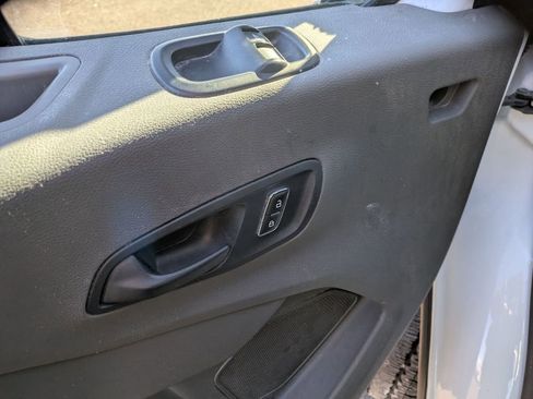 Used 2024 Ford Transit 250 Low Roof w/ Exterior Upgrade Package image 10