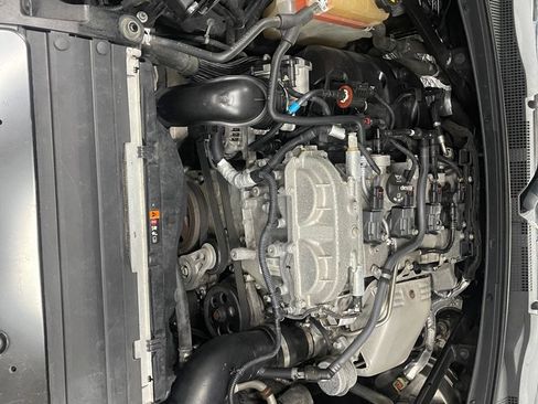Used 2017 Chevrolet Camaro LS RWD image 19