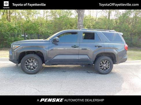 Used 2025 Toyota 4Runner SR5 image 2