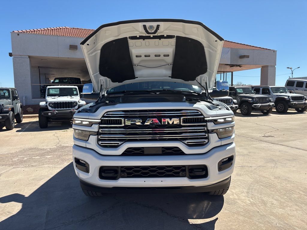 New 2026 RAM 2500 Laramie w/ Sport Appearance Package AWD/4WD image 50
