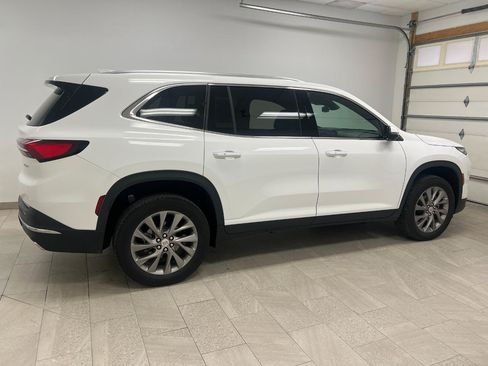 Used 2026 Buick Enclave Preferred AWD/4WD image 19