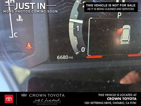 Used 2026 Toyota 4Runner SR5 AWD/4WD image 4
