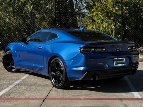 Used 2022 Chevrolet Camaro LT w/ RS Package image 11