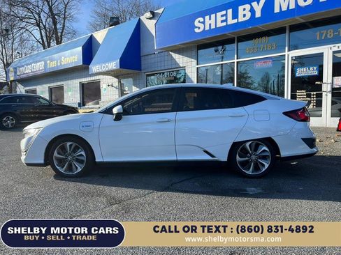 Used 2018 Honda Clarity Touring image 9