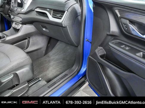 Used 2024 GMC Terrain SLE FWD image 23