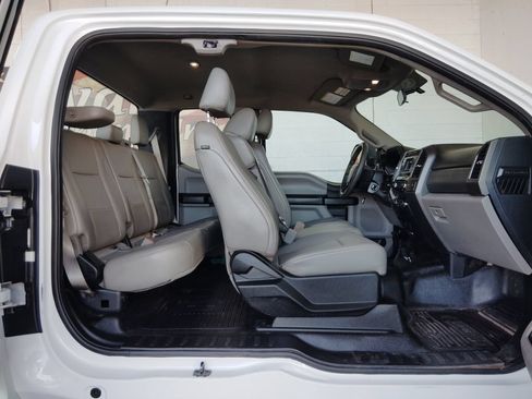 Used 2018 Ford F350 XL AWD/4WD image 14
