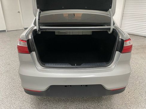 Used 2016 Kia Rio SX image 14