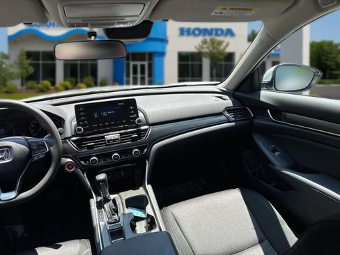 Used 2020 Honda Accord LX image 31