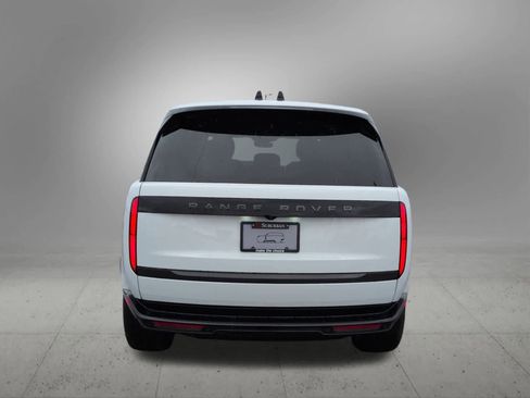 New 2026 Land Rover Range Rover Long Wheelbase SE image 4