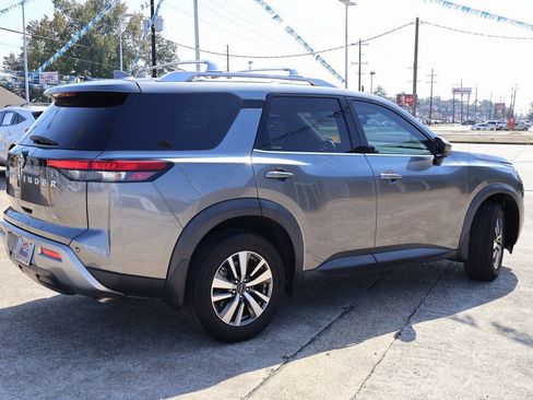 Used 2023 Nissan Pathfinder SL image 20