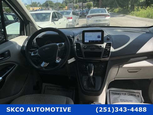 Used 2022 Ford Transit Connect XLT FWD image 15