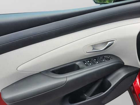Used 2025 Hyundai Tucson SEL FWD image 15