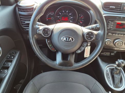 Used 2015 Kia Soul image 5