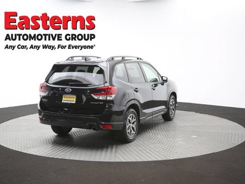 Used 2024 Subaru Forester Premium AWD/4WD image 45