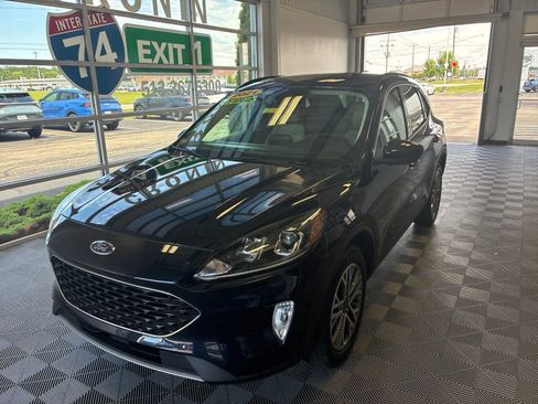 Used 2021 Ford Escape SEL AWD/4WD image 3