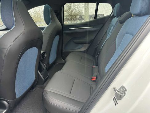 New 2026 Volvo EX30 Plus image 15