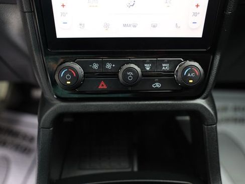 Used 2025 Ford Ranger Lariat w/ FX4 Off-Road Package image 28