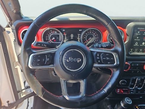 Used 2021 Jeep Wrangler Unlimited Rubicon w/ Dual Top Group AWD/4WD image 28