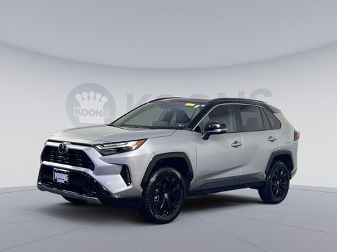 Used 2025 Toyota RAV4 XSE w/ Weather Package image 1
