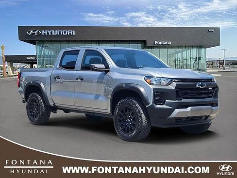 Used 2025 Chevrolet Colorado Trail Boss AWD/4WD image 1