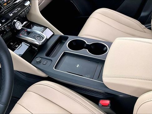 Certified 2026 Acura MDX SH-AWD image 18