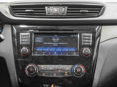 Used 2019 Nissan Rogue Sport S w/ Appearance Package image 14