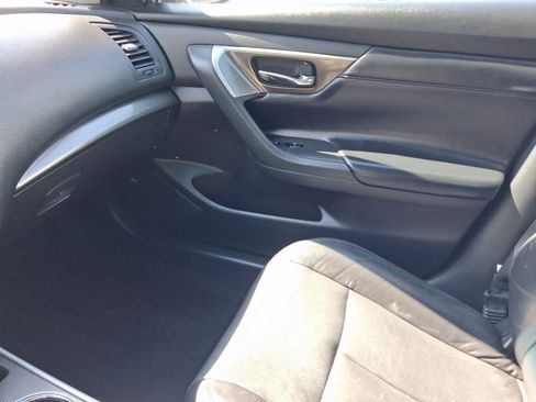 Used 2015 Nissan Altima 2.5 SL w/ Moonroof Package FWD image 21