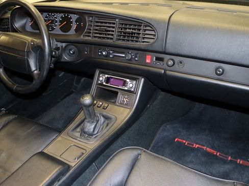 Used 1993 Porsche 968 Cabriolet RWD image 19
