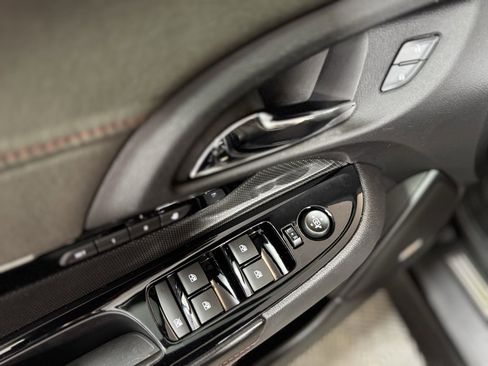 Used 2017 Chevrolet SS image 21