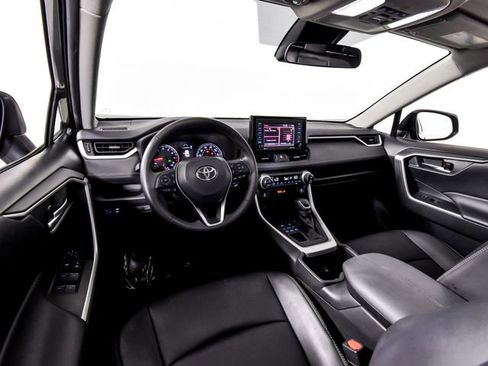 Used 2022 Toyota RAV4 XLE Premium w/ Carpet Mat Package (TMS) AWD/4WD image 22