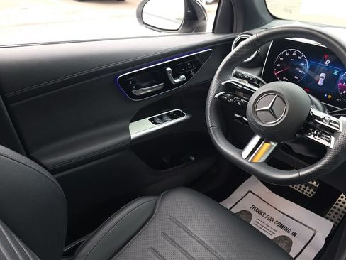 Certified 2025 Mercedes-Benz GLC 300 4MATIC image 25