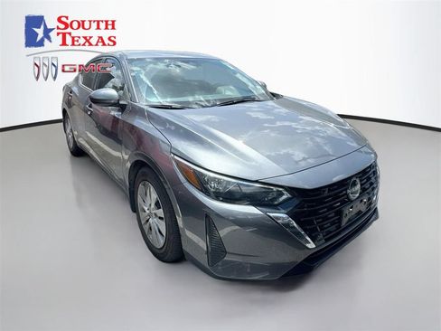 Used 2025 Nissan Sentra S FWD image 1