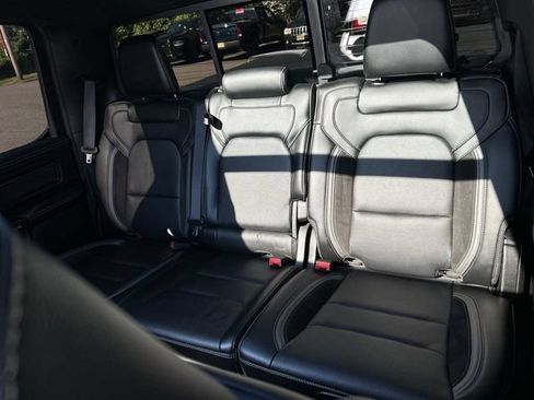 Used 2023 RAM 1500 Laramie AWD/4WD image 23