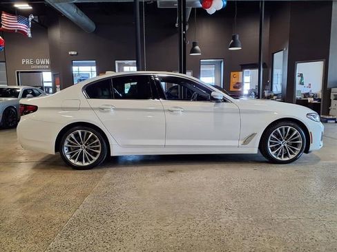 Used 2023 BMW 530i xDrive w/ Executive Package image 7